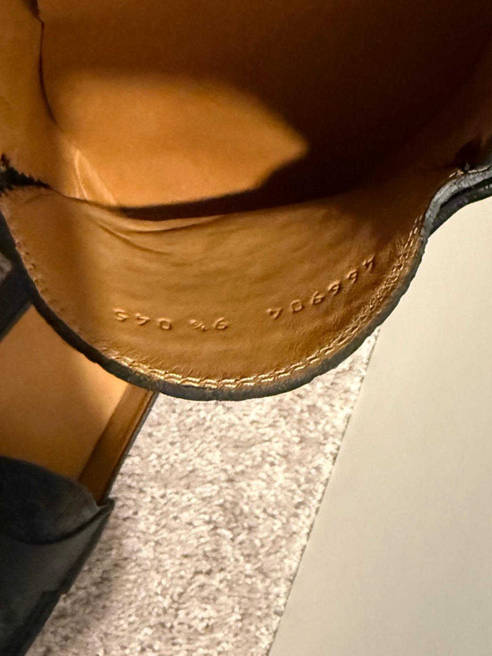 Gucci Black Embossed Leather Men's Penny Loafers - Picture 8 of 11